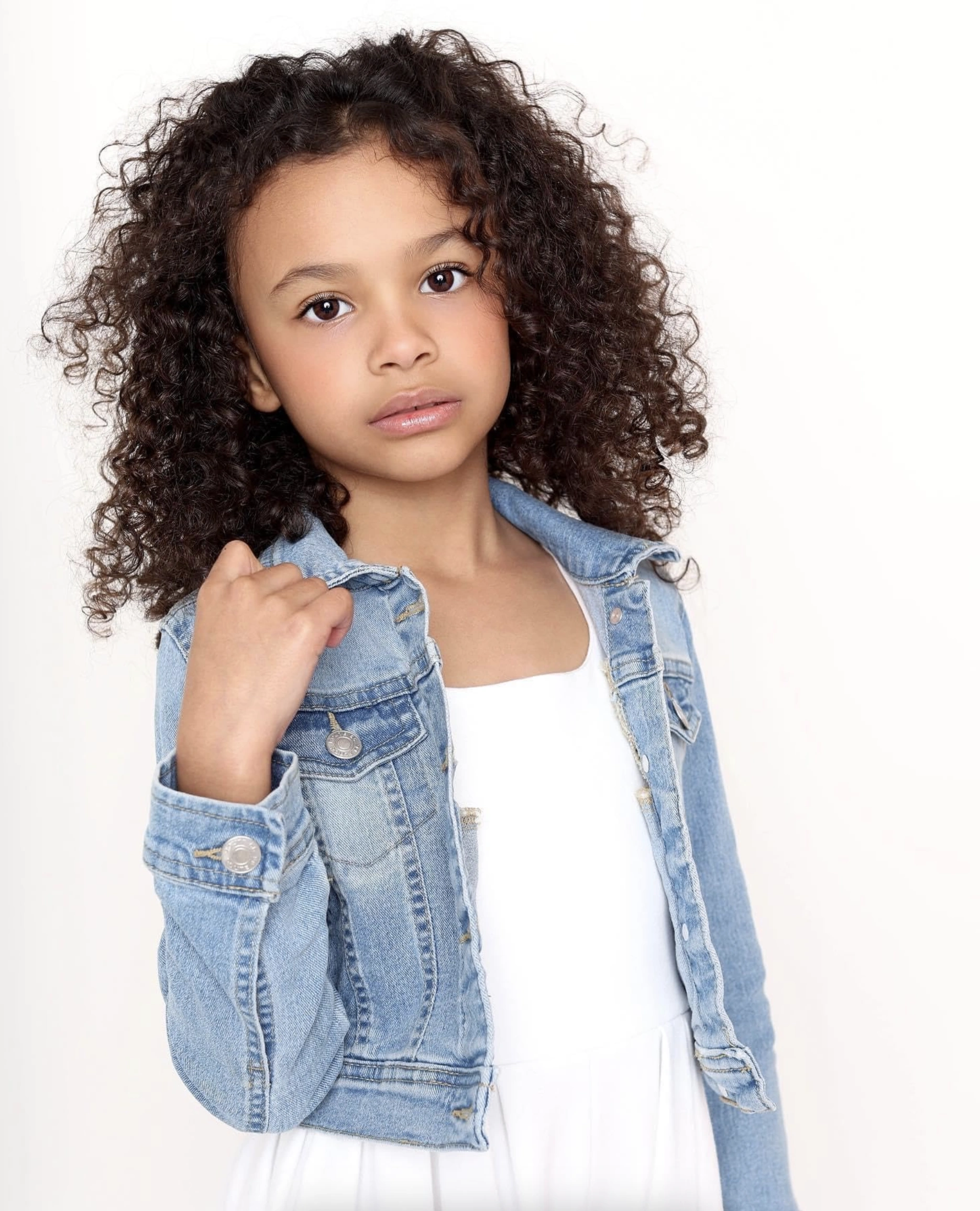 Teagan Meredith: Janey Howard